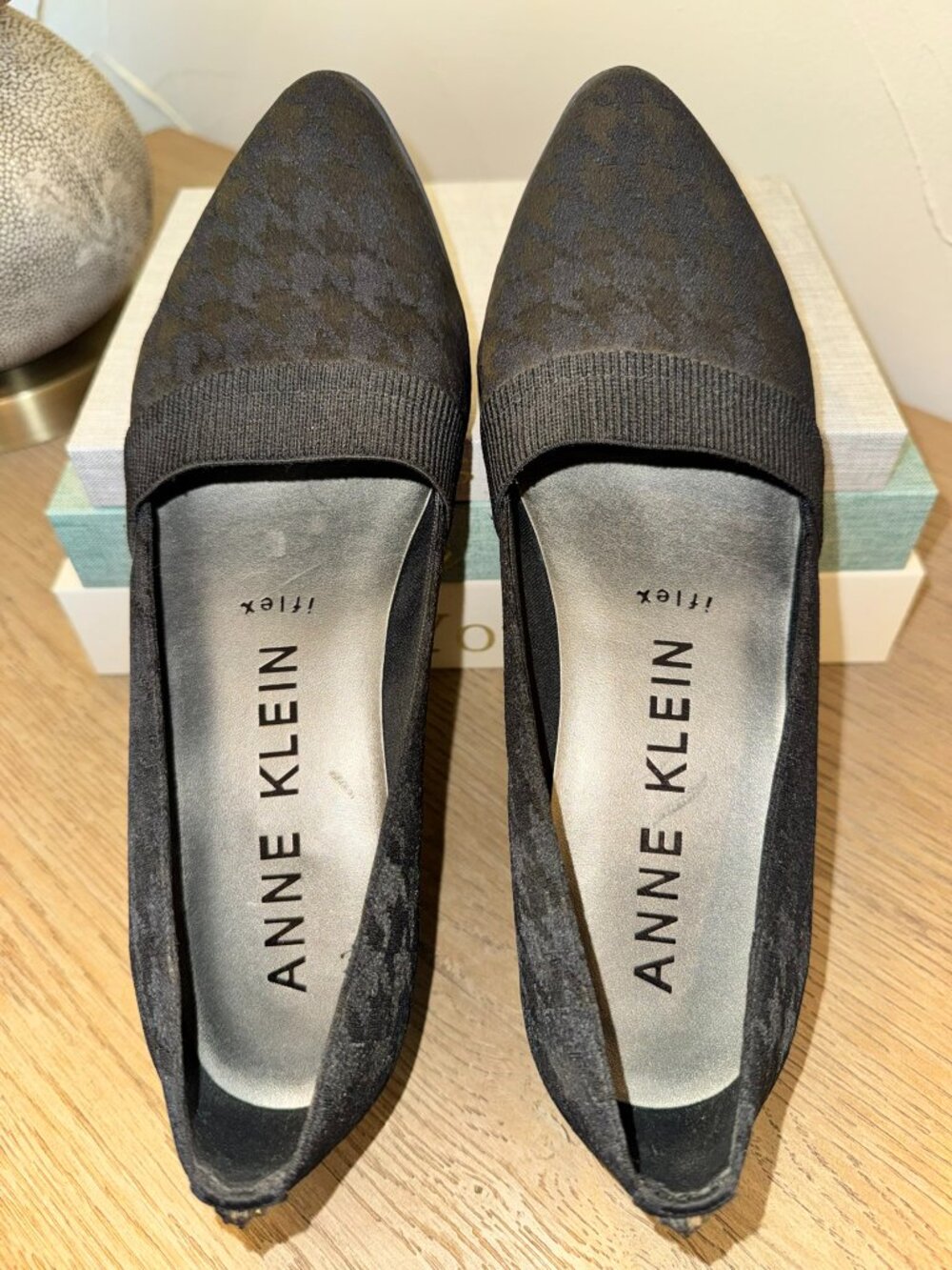 Anne Klein iFlex Black Houndstooth Pointed Toe Slip-On Flats | Size 7.5 M 🖤